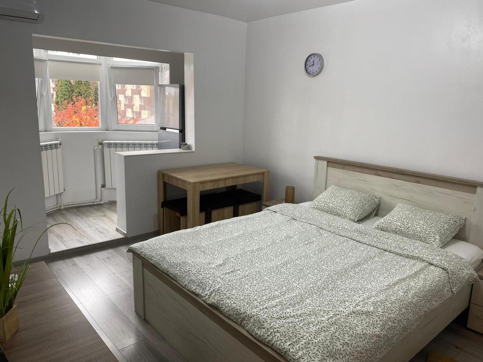 Appartement Garsoniera Zak à Turda Extérieur photo